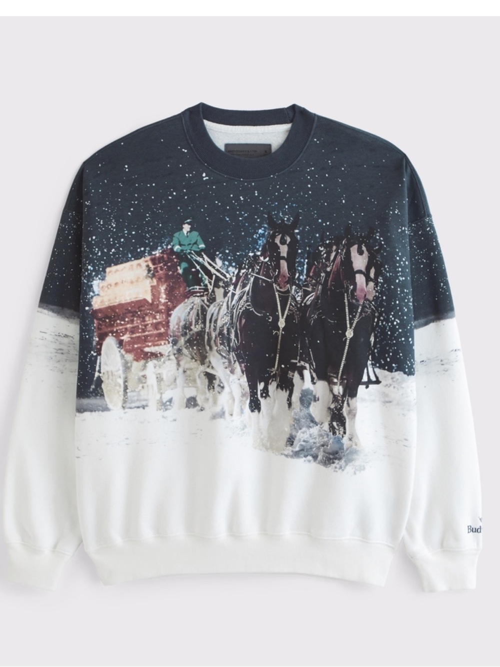 Abercrombie & Fitch White and Black Holiday Team Print Crewneck